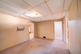 436 E Cherry St, Watseka, IL 60970 - Photo 21