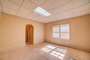 436 E Cherry St, Watseka, IL 60970 - Photo 27