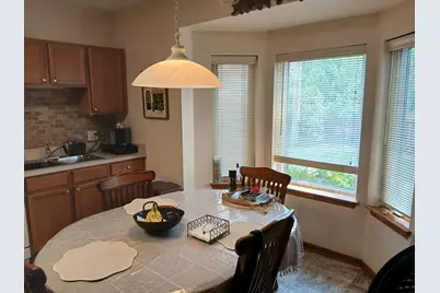 701 5th Avenue N 5th Avenue #102, Addison, IL 60101 - Photo 3