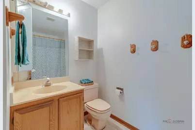 705 Royal Glen Drive, Cary, IL 60013 - Photo 15