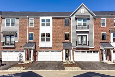 212 Mountain Interval Road #06325, Schaumburg, IL 60193 - Photo 1