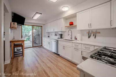 1452 S Pembroke Drive, South Elgin, IL 60177 - Photo 15