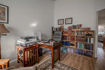 1452 S Pembroke Drive, South Elgin, IL 60177 - Photo 5