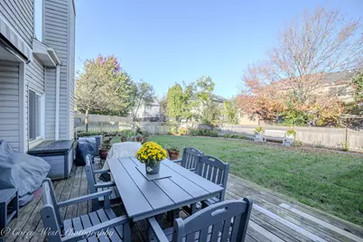 1452 S Pembroke Drive, South Elgin, IL 60177 - Photo 27