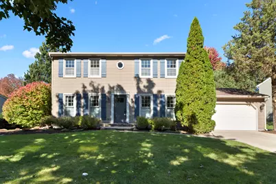 945 E Benton Avenue, Naperville, IL 60540 - Photo 1