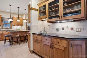 627 Ritter Dr, Batavia, IL 60510 - Photo 7