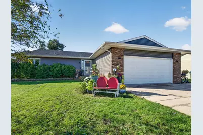 155 W Fox Street, Coal City, IL 60416 - Photo 3