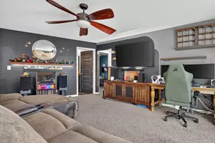 155 W Fox St, Coal City, IL 60416 - Photo 9