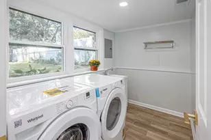 7930 N Kenneth Ave, Skokie, IL 60076 - Photo 25