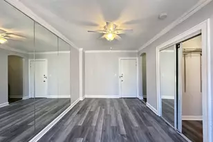 661 W Sheridan Rd, Chicago, IL 60613 - Photo 11