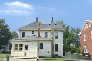 218 E Washington St, Paris, IL 61944 - Photo 9