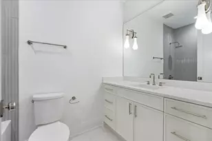 2238 N Wayne Ave, Chicago, IL 60614 - Photo 27