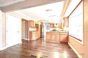 562 Applegate Ln, Lake Zurich, IL 60047 - Photo 13