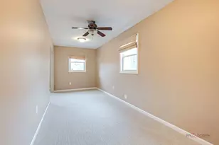 562 Applegate Ln, Lake Zurich, IL 60047 - Photo 25