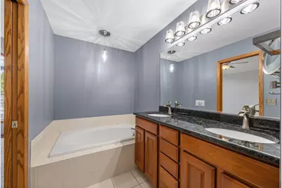 2139 Ashley Court #2139, Downers Grove, IL 60515 - Photo 21