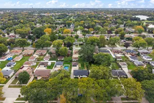 667 W St Aubin Dr, Addison, IL 60101 - Photo 29