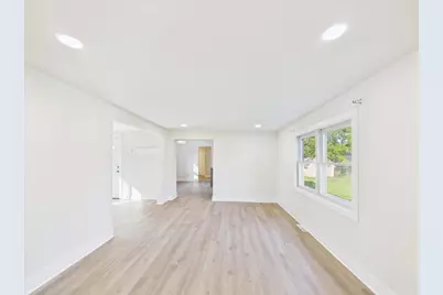 1027 Garfield Avenue, Belvidere, IL 61008 - Photo 15