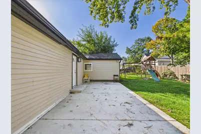 1027 Garfield Avenue, Belvidere, IL 61008 - Photo 7