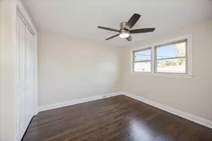 5504 Oak Center Dr, Oak Lawn, IL 60453 - Photo 13