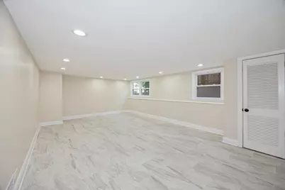 5504 Oak Center Drive, Oak Lawn, IL 60453 - Photo 15