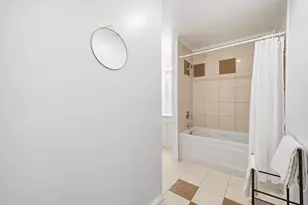 6305 N Claremont Ave, Chicago, IL 60659 - Photo 23