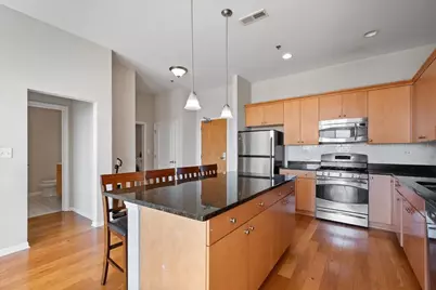 1199 E Port Clinton Road #710, Vernon Hills, IL 60061 - Photo 9