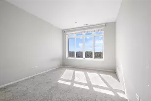 1199 E Port Clinton Rd, Vernon Hills, IL 60061 - Photo 11