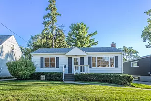 311 Elm St, Glen Ellyn, IL 60137 - Photo 1