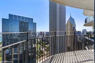 225 N Columbus Dr, Chicago, IL 60601 - Photo 17
