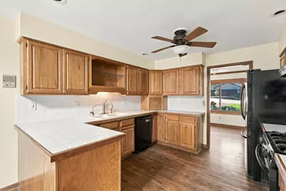 4516 Hillside Court, Crystal Lake, IL 60012 - Photo 7