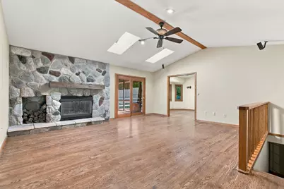 4516 Hillside Court, Crystal Lake, IL 60012 - Photo 3