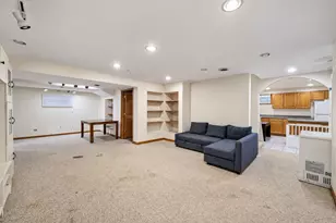 2412 Clifton Ct, Naperville, IL 60565 - Photo 37