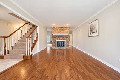 2412 Clifton Court, Naperville, IL 60565 - Photo 9