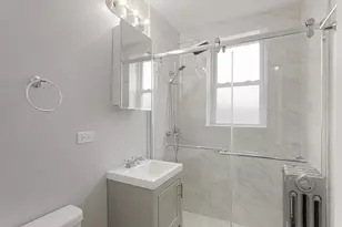 1521 W Sherwin Ave, Chicago, IL 60626 - Photo 7