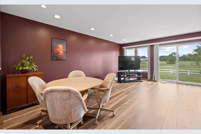1816 Vermont Drive, Elk Grove Village, IL 60007 - Photo 7
