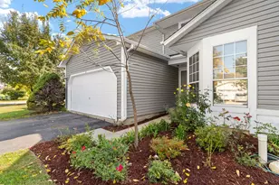 3 Dorchester Ct, Streamwood, IL 60107 - Photo 3