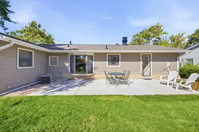 45 Avon Road, Elk Grove Village, IL 60007 - Photo 23