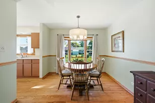45 Avon Rd, Elk Grove Village, IL 60007 - Photo 5