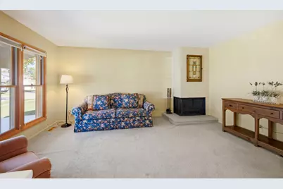 45 Avon Road, Elk Grove Village, IL 60007 - Photo 3