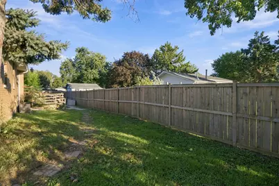 10811 Wrightwood Avenue, Melrose Park, IL 60164 - Photo 27