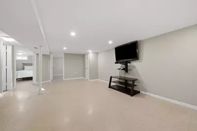 10811 Wrightwood Avenue, Melrose Park, IL 60164 - Photo 15