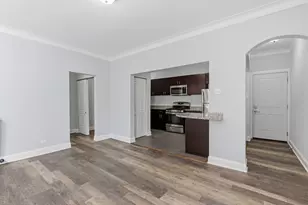 1608 W Sherwin Ave, Chicago, IL 60626 - Photo 3
