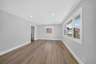 10322 S Millard Ave, Chicago, IL 60655 - Photo 9