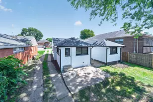10322 S Millard Ave, Chicago, IL 60655 - Photo 17