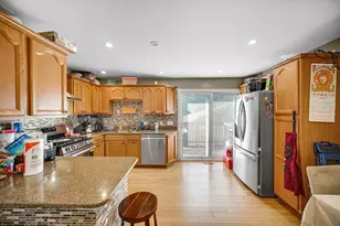 323 Karen Ave, Romeoville, IL 60446 - Photo 7