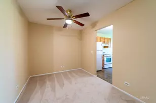 26 Stanton Ct, Schaumburg, IL 60193 - Photo 7