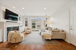 3543 N Southport Ave, Chicago, IL 60657 - Photo 3