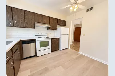 5240 Galitz Street #208, Skokie, IL 60077 - Photo 11