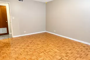 5240 Galitz St, Skokie, IL 60077 - Photo 15