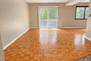 5240 Galitz St, Skokie, IL 60077 - Photo 3